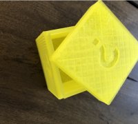 STL file pen-holder lucky block 🖊️・3D printable model to