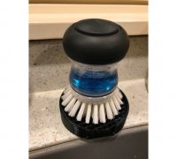 https://img1.yeggi.com/page_images_cache/2280918_oxo-palm-brush-draining-holder-by-itinseattle