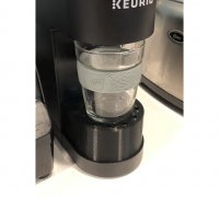 https://img1.yeggi.com/page_images_cache/2573740_keurig-k-mini-plus-riser-by-jakerandell