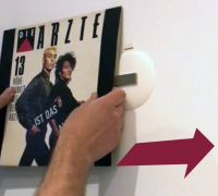 STL file Vinyl Holder / Wall mount for vinyl or cardboard rolls