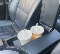 STL file BMW E39 5 Series cupholder 🍹・3D printing model to