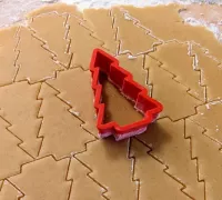 MEAN* wraps hermès pop-up in vivid 3D-printed tessellation