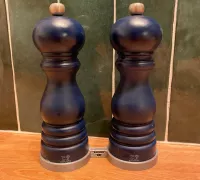 https://img1.yeggi.com/page_images_cache/5137616_pepper-and-salt-grinder-mill-covers-by-tchitchi