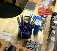 https://img1.yeggi.com/page_images_cache/6050247_paintbrush-pencil-or-jewellery-files-holder-with-rotating-base-addon-b